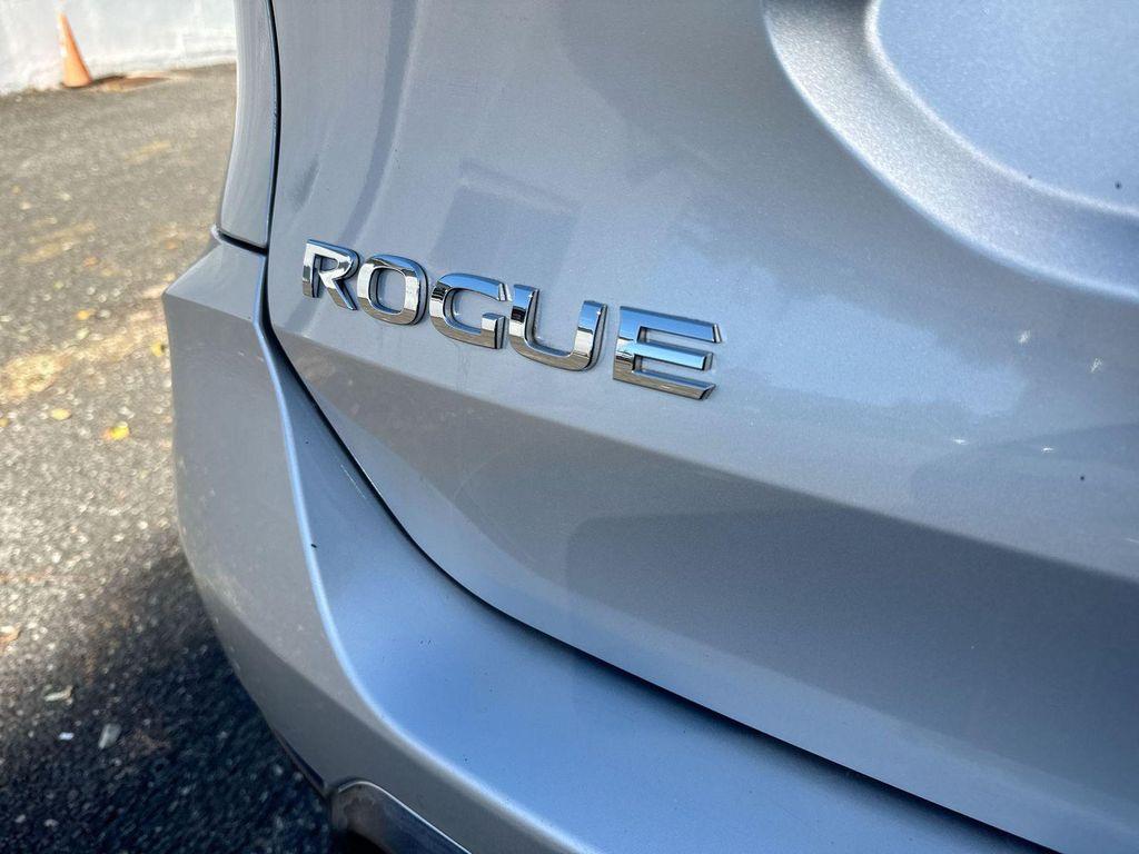 used 2019 Nissan Rogue car, priced at $15,490