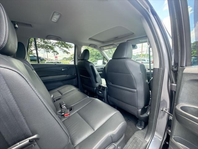 used 2022 Honda Pilot car, priced at $32,000