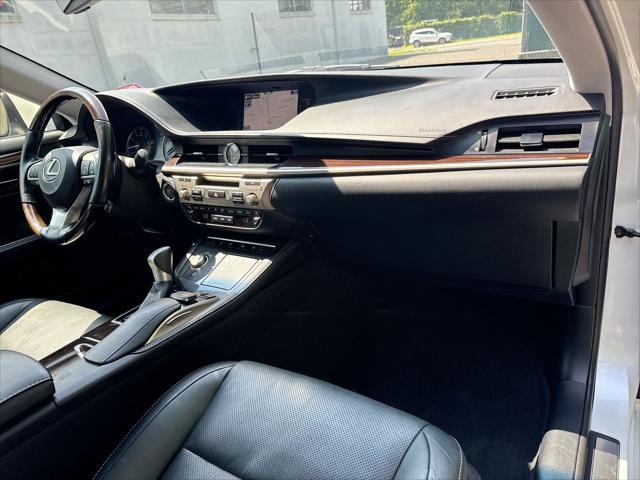 used 2016 Lexus ES 350 car, priced at $20,559