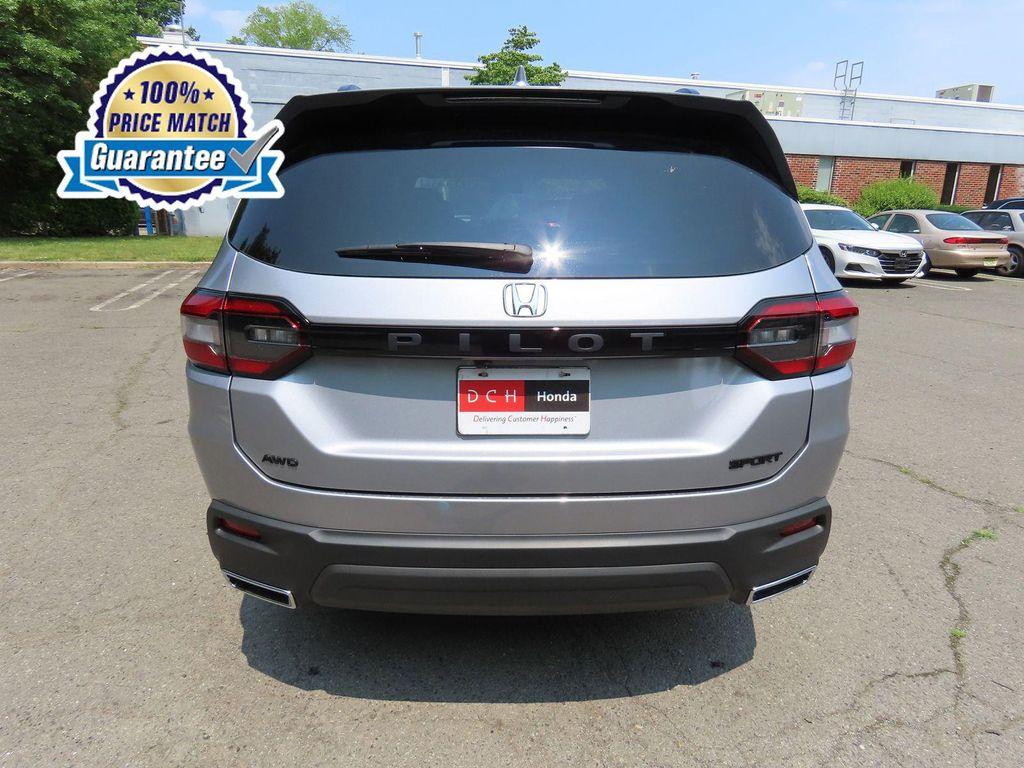 new 2025 Honda Pilot car, priced at $38,351