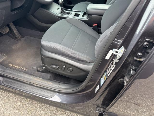 used 2019 Kia Sorento car, priced at $12,900