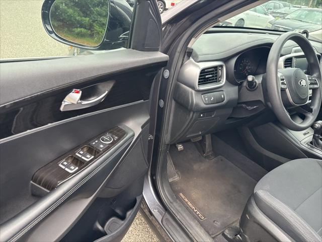 used 2019 Kia Sorento car, priced at $12,900