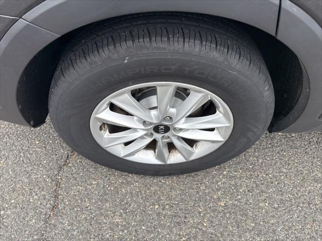 used 2019 Kia Sorento car, priced at $12,900