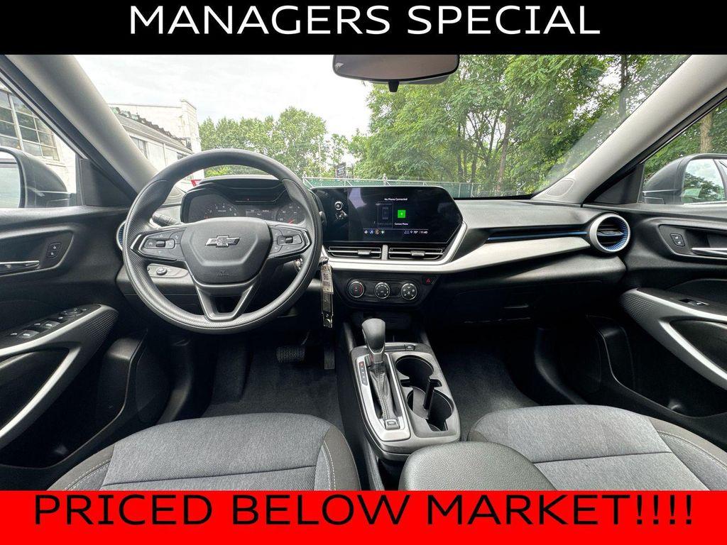 used 2024 Chevrolet Trax car, priced at $16,990