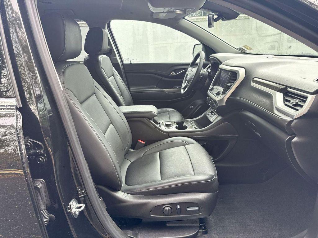 used 2023 GMC Acadia car, priced at $31,000