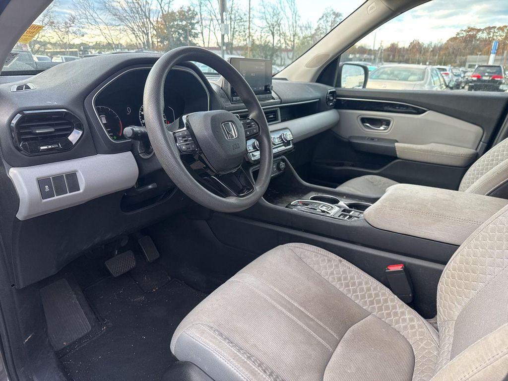 used 2023 Honda Pilot car, priced at $32,690