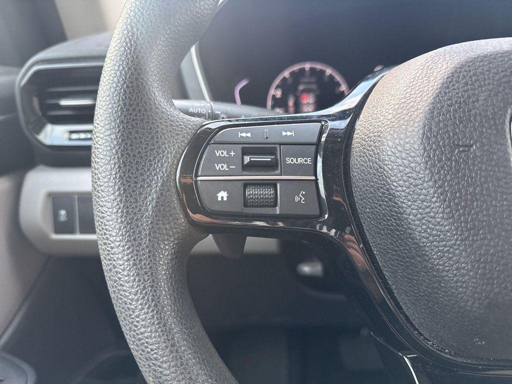 used 2023 Honda Pilot car, priced at $32,690