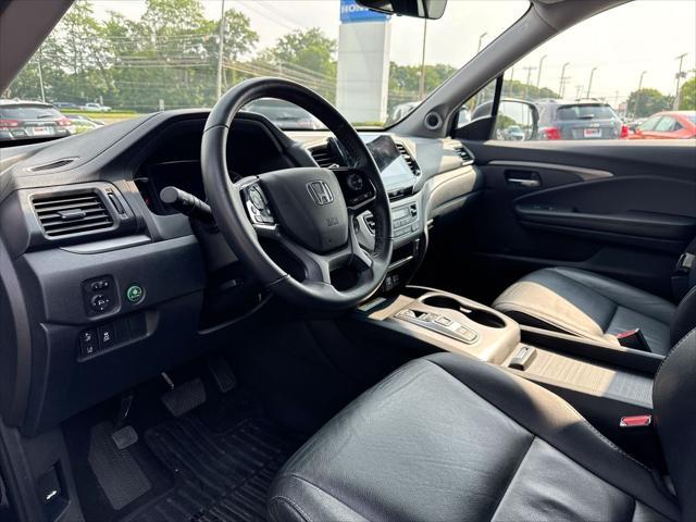 used 2022 Honda Pilot car, priced at $30,386