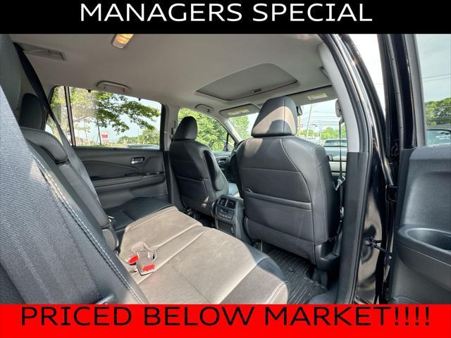 used 2022 Honda Pilot car, priced at $29,000
