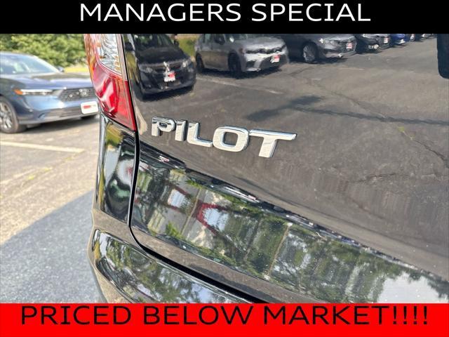 used 2022 Honda Pilot car, priced at $29,000