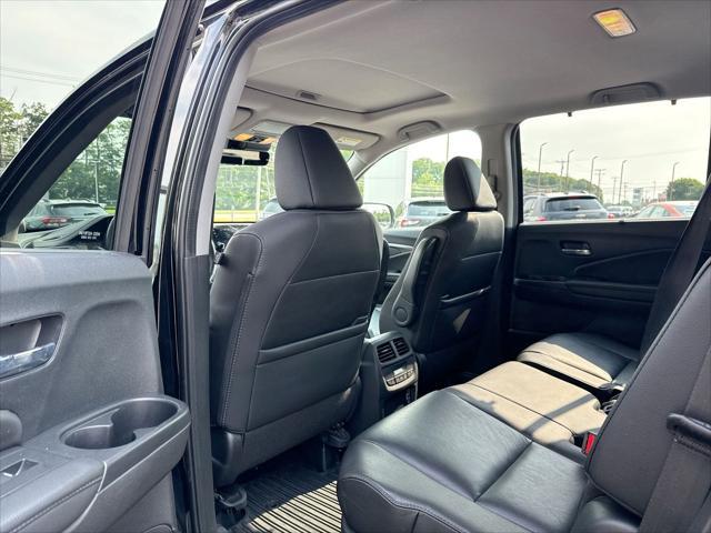 used 2022 Honda Pilot car, priced at $30,386