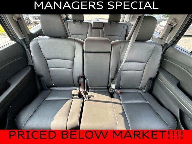 used 2022 Honda Pilot car, priced at $29,000