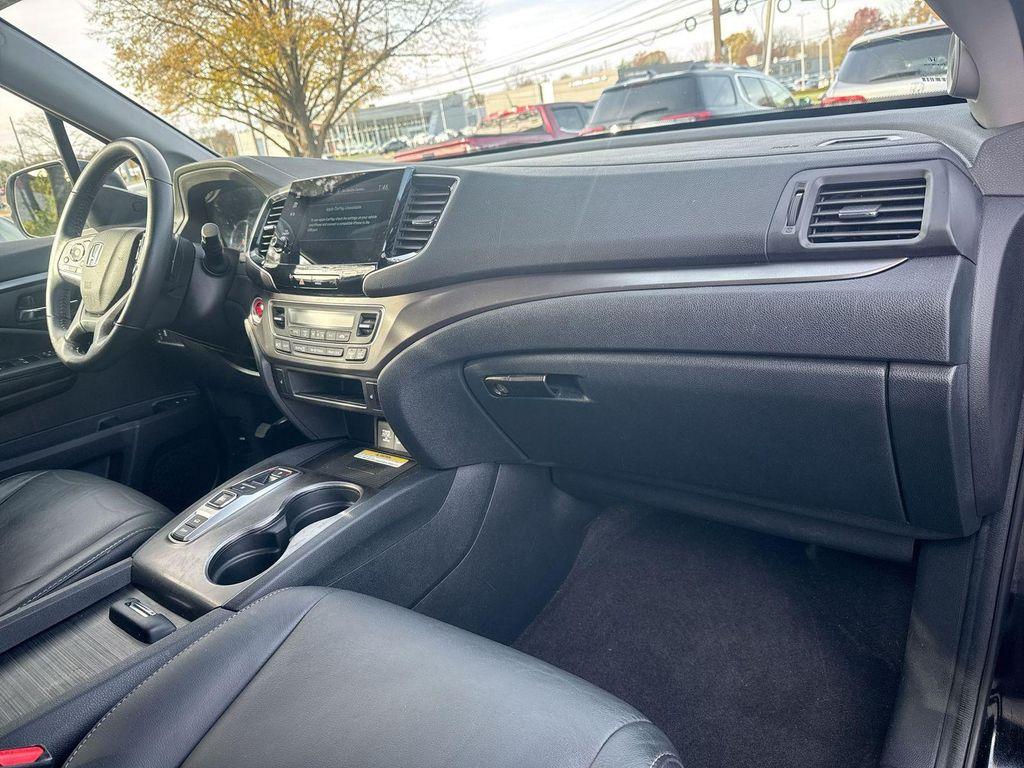 used 2022 Honda Pilot car, priced at $28,790