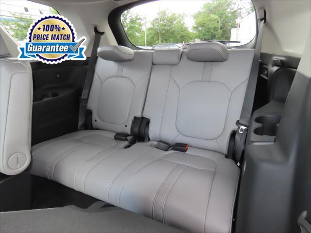new 2025 Honda Pilot car, priced at $45,452