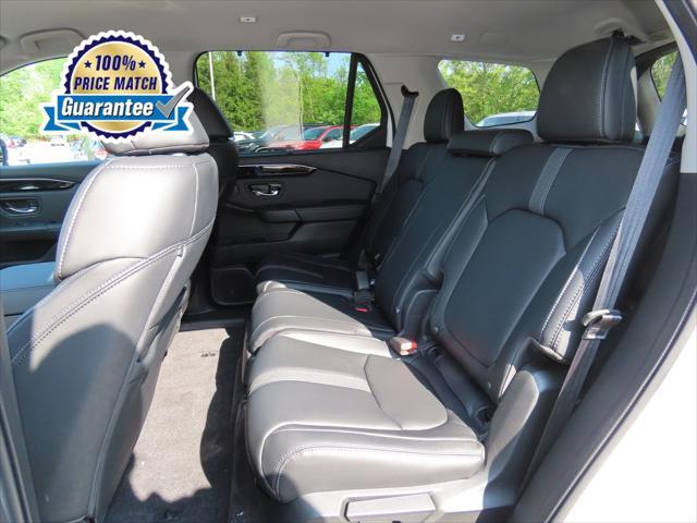 new 2025 Honda Pilot car, priced at $45,114
