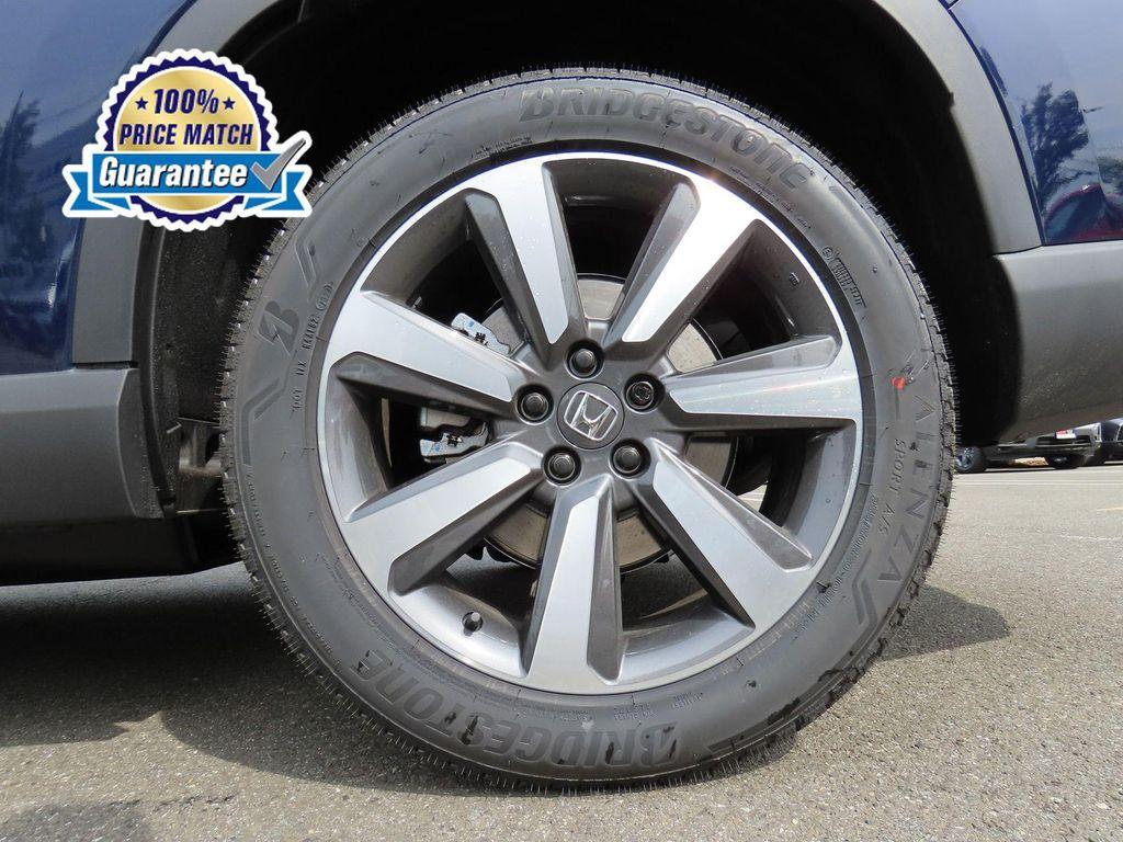 new 2025 Honda Pilot car, priced at $49,324