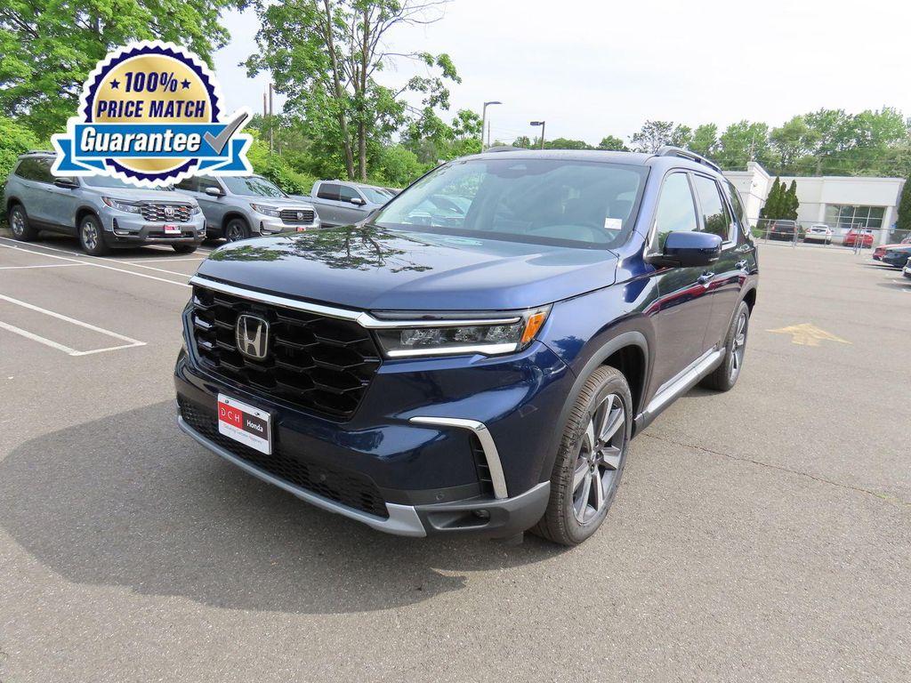 new 2025 Honda Pilot car, priced at $49,324