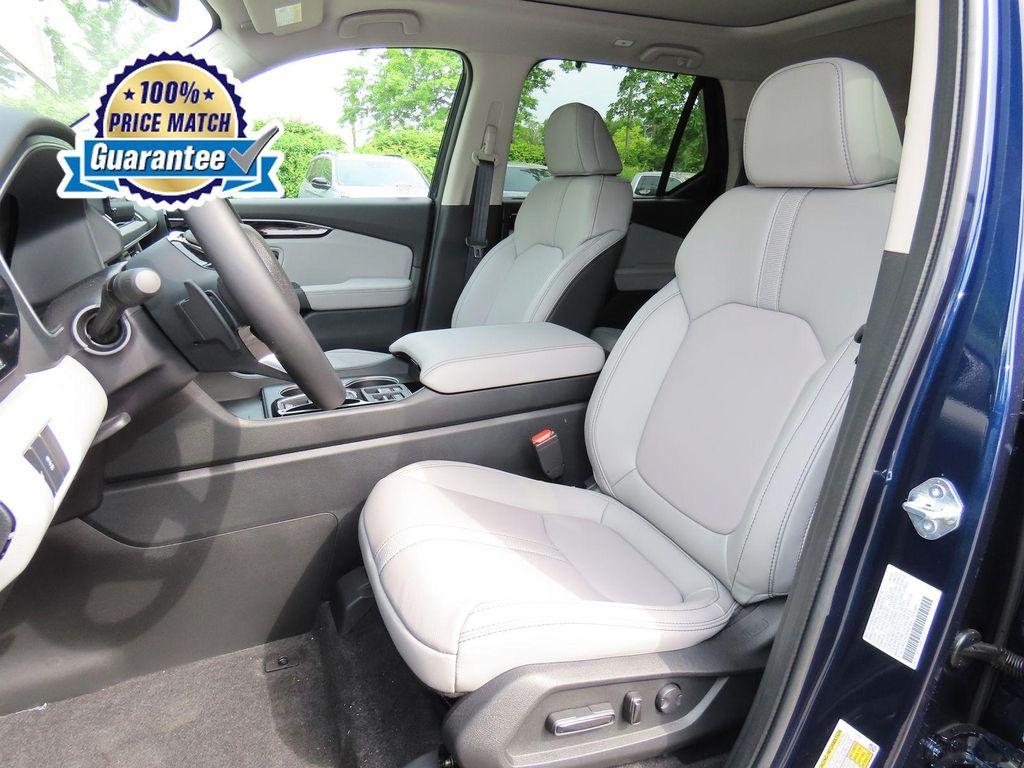 new 2025 Honda Pilot car, priced at $49,324