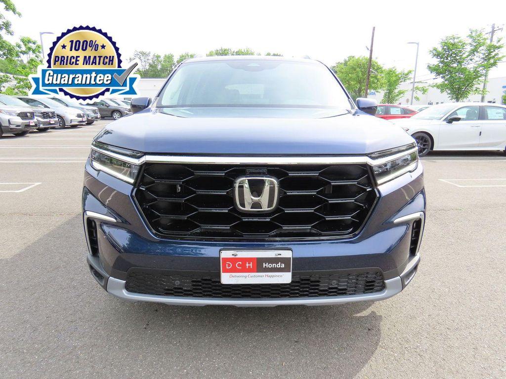 new 2025 Honda Pilot car, priced at $49,324