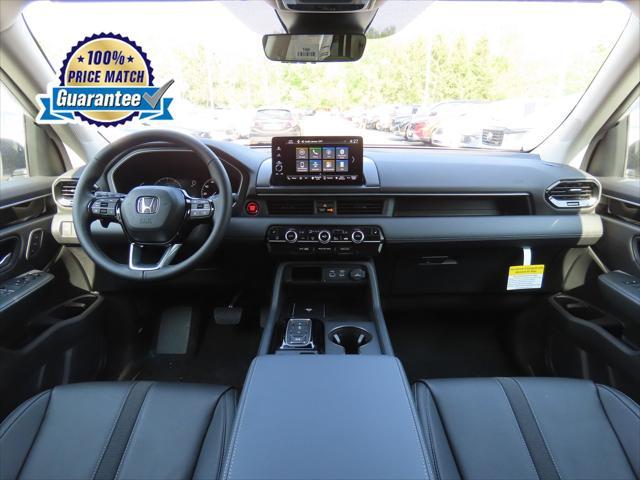 new 2025 Honda Pilot car, priced at $45,189