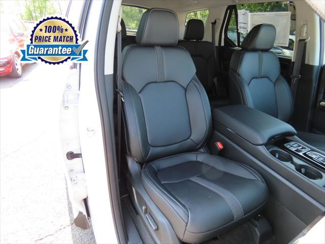 new 2025 Honda Pilot car, priced at $45,189