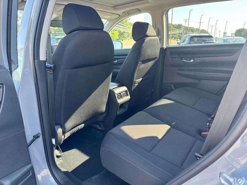 used 2025 Honda CR-V car, priced at $31,990