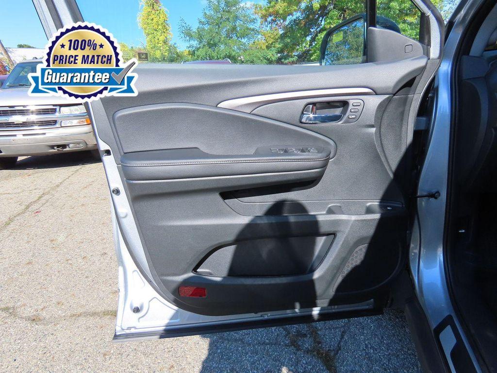 new 2026 Honda Ridgeline car, priced at $40,599