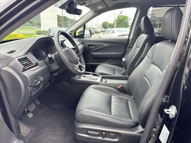 used 2022 Honda Pilot car, priced at $29,490