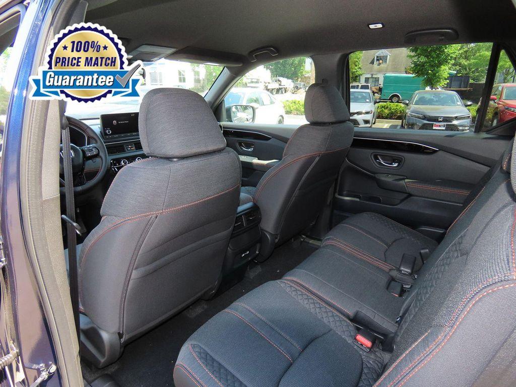 new 2025 Honda Pilot car, priced at $41,223