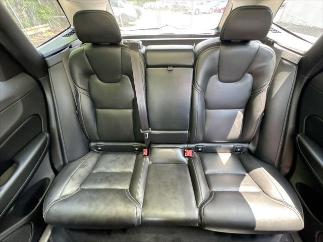 used 2022 Volvo XC60 car, priced at $34,000