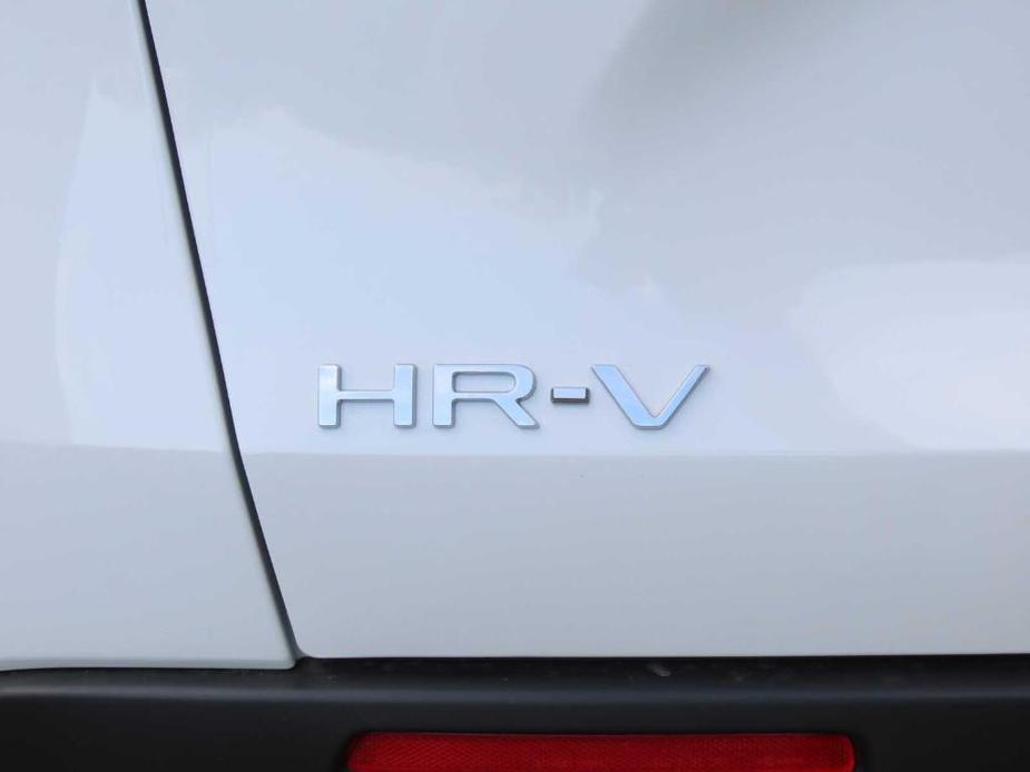 new 2025 Honda HR-V car, priced at $28,706