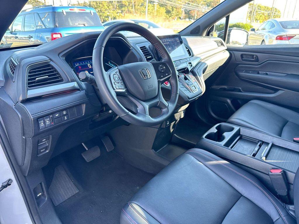 used 2023 Honda Odyssey car, priced at $33,590