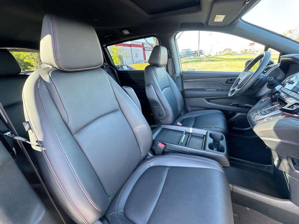 used 2023 Honda Odyssey car, priced at $33,590
