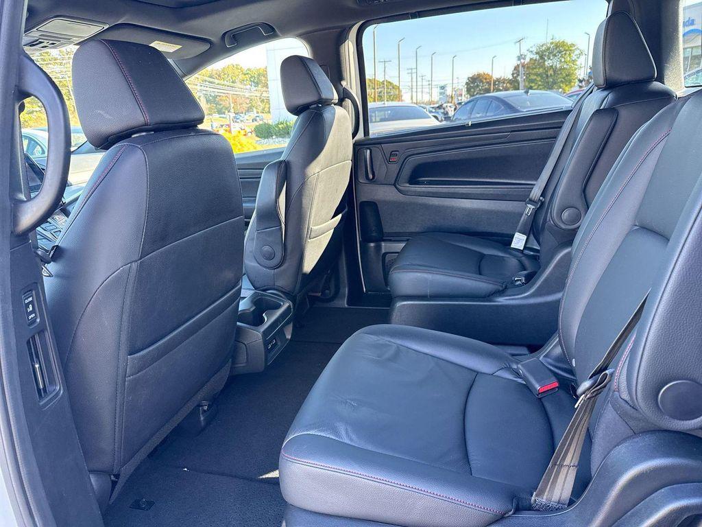 used 2023 Honda Odyssey car, priced at $33,590