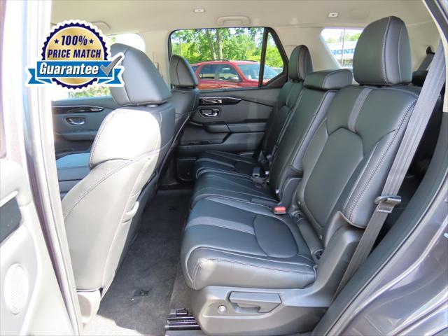 new 2025 Honda Pilot car, priced at $44,659