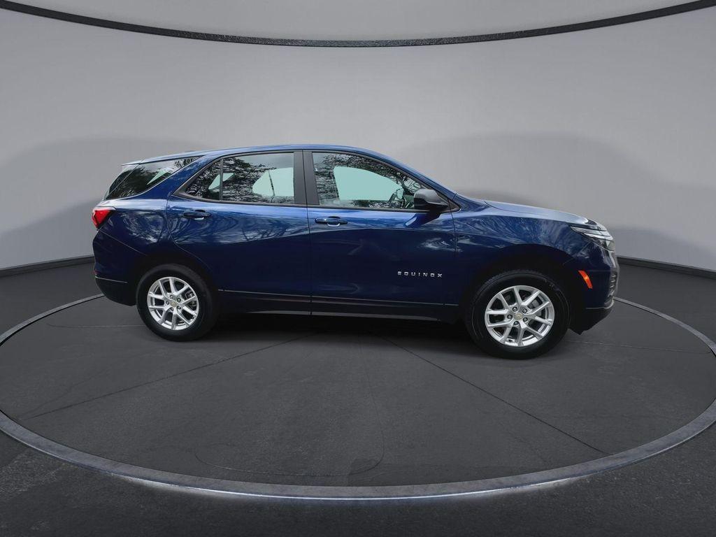 used 2023 Chevrolet Equinox car, priced at $21,990