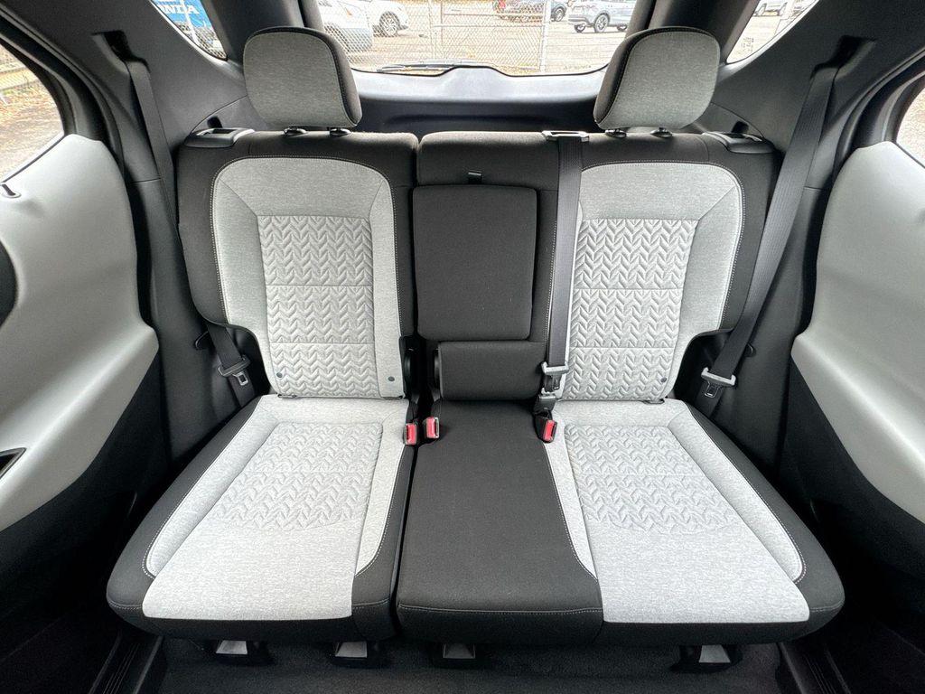 used 2023 Chevrolet Equinox car, priced at $21,990