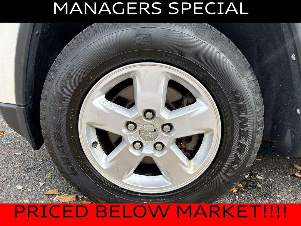 used 2012 Jeep Grand Cherokee car, priced at $5,990