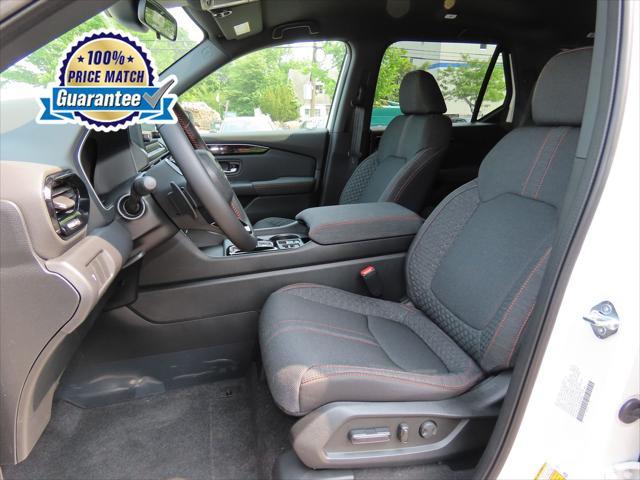 new 2025 Honda Pilot car, priced at $42,607