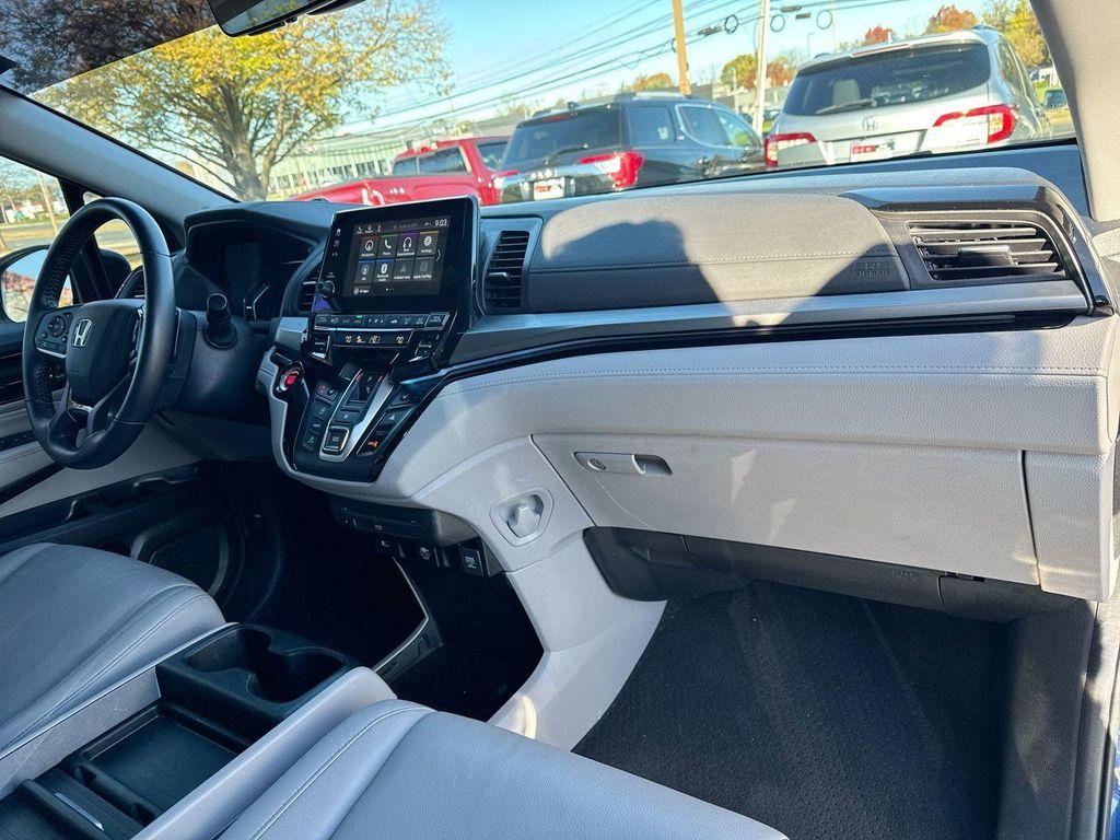 used 2024 Honda Odyssey car, priced at $35,190