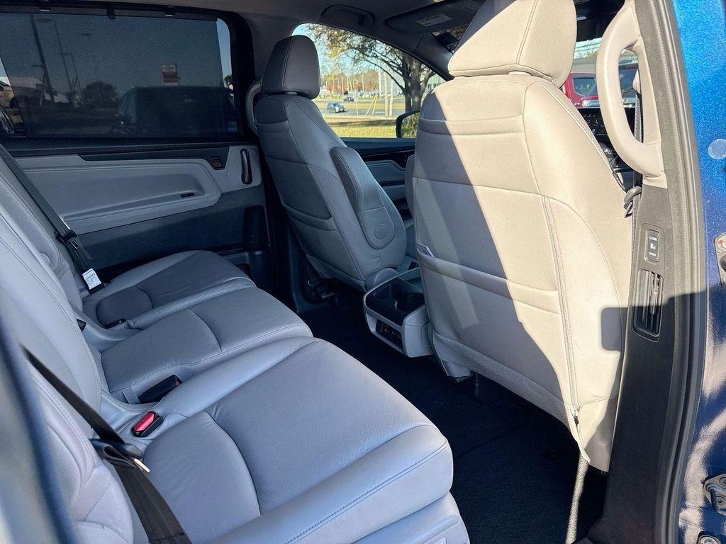 used 2024 Honda Odyssey car, priced at $35,190