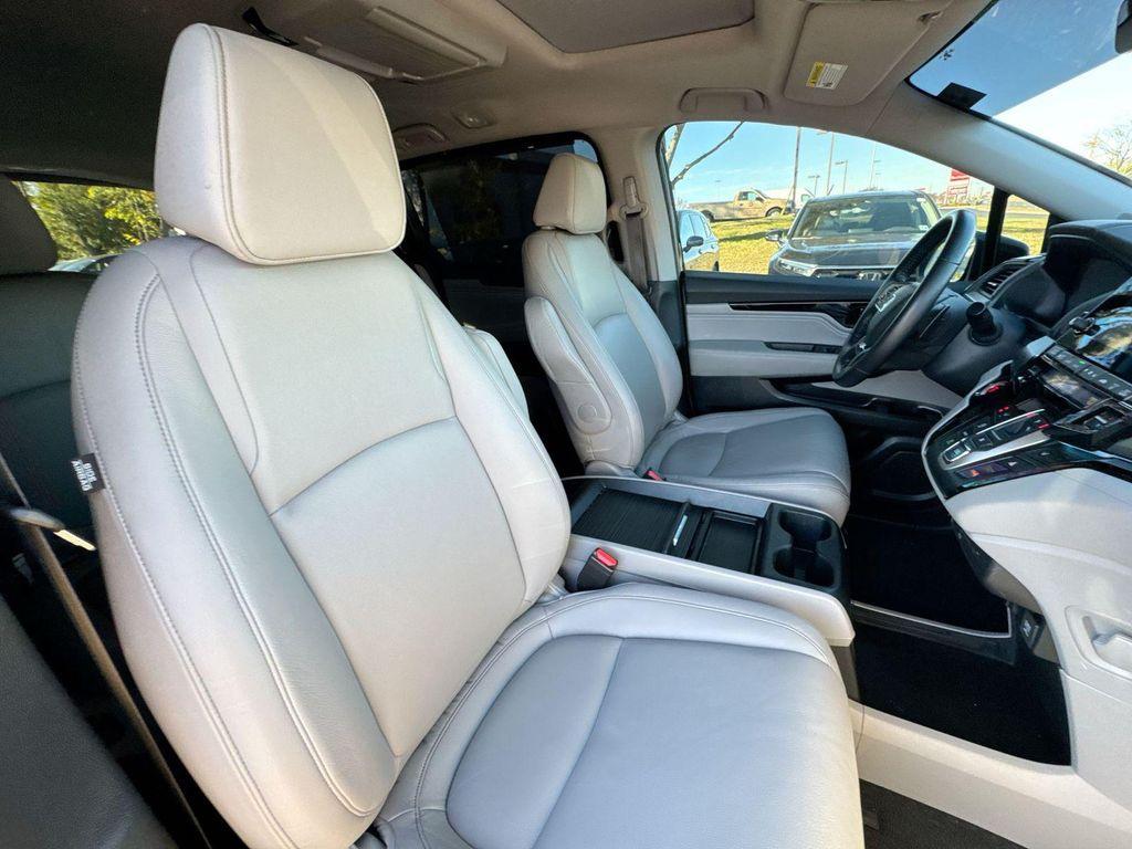 used 2024 Honda Odyssey car, priced at $35,190