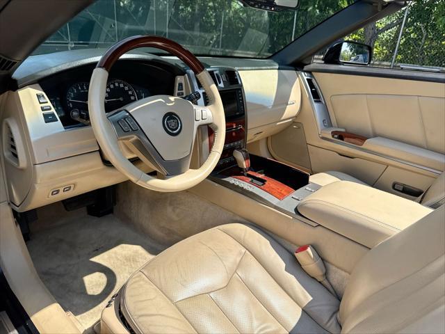 used 2007 Cadillac XLR car, priced at $20,500