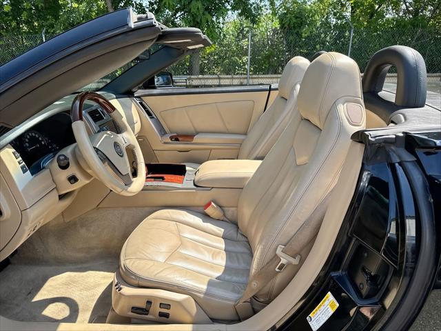 used 2007 Cadillac XLR car, priced at $20,500