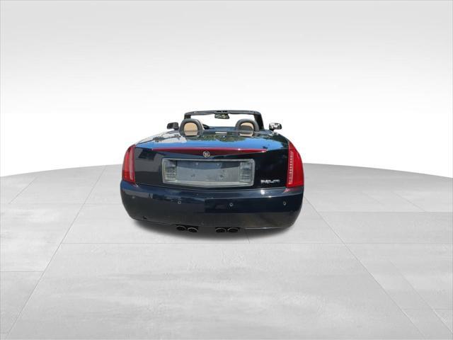 used 2007 Cadillac XLR car, priced at $20,500