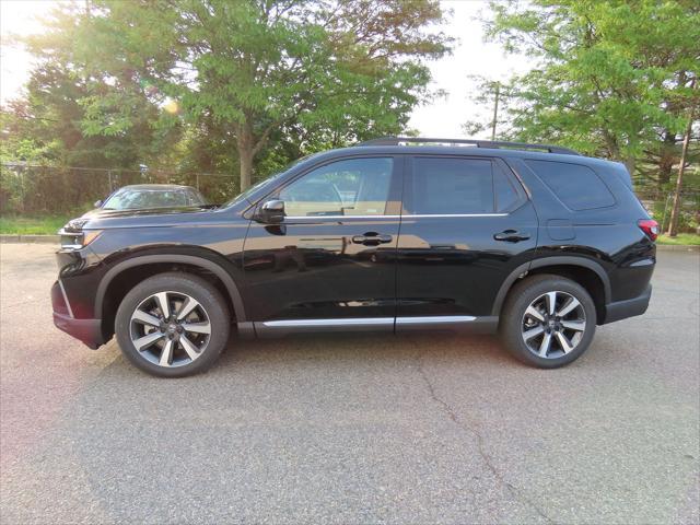 new 2025 Honda Pilot car, priced at $52,375