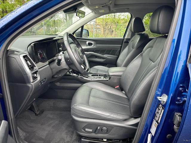 used 2022 Kia Sorento car, priced at $30,116