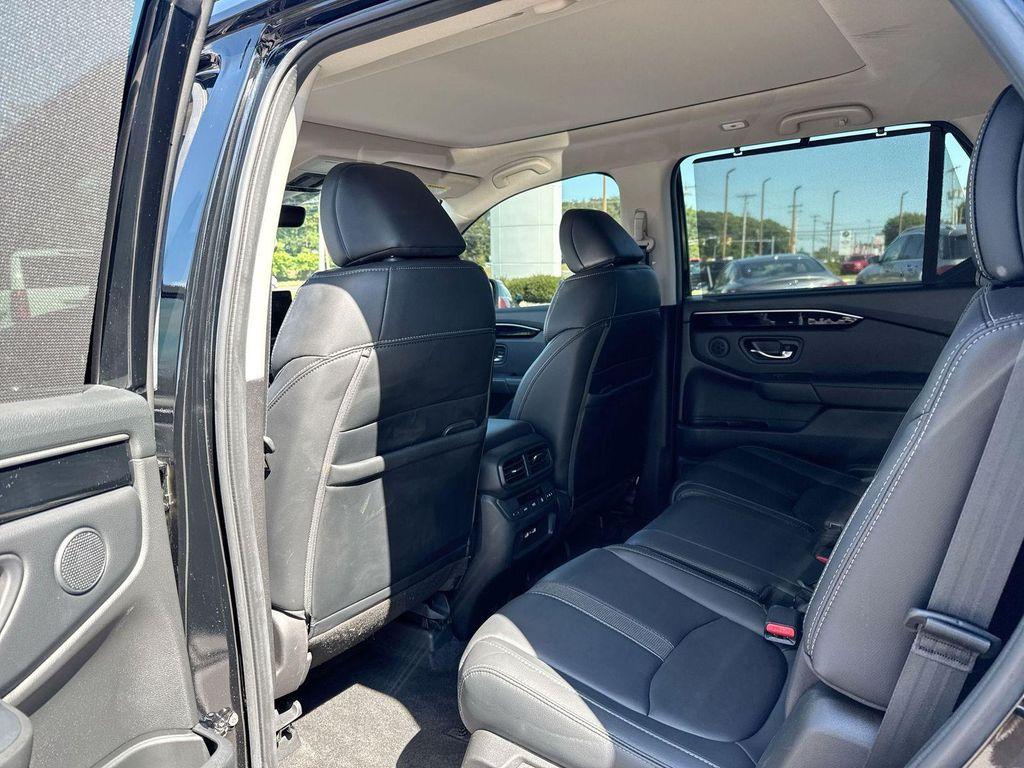 used 2023 Honda Pilot car, priced at $38,490