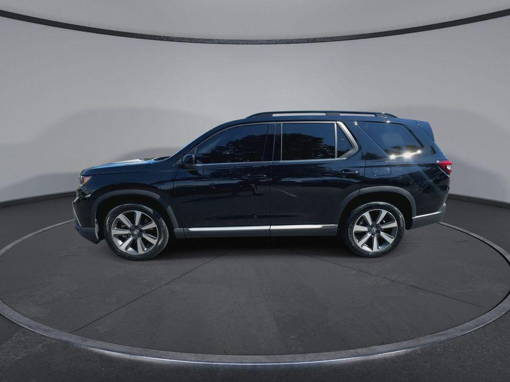 used 2023 Honda Pilot car, priced at $38,490