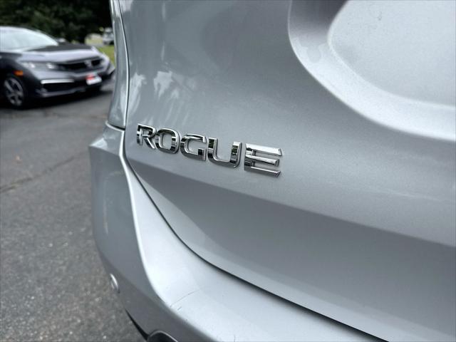 used 2019 Nissan Rogue car, priced at $17,025